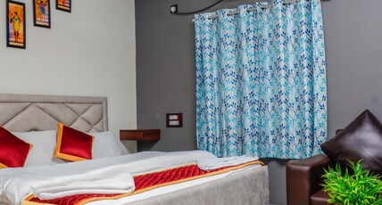 HOTEL VASAVI ELITE Room Type - DELUXE With Sofa HOTEL VASAVI ELITE Room Type - DELUXE With Sofa
