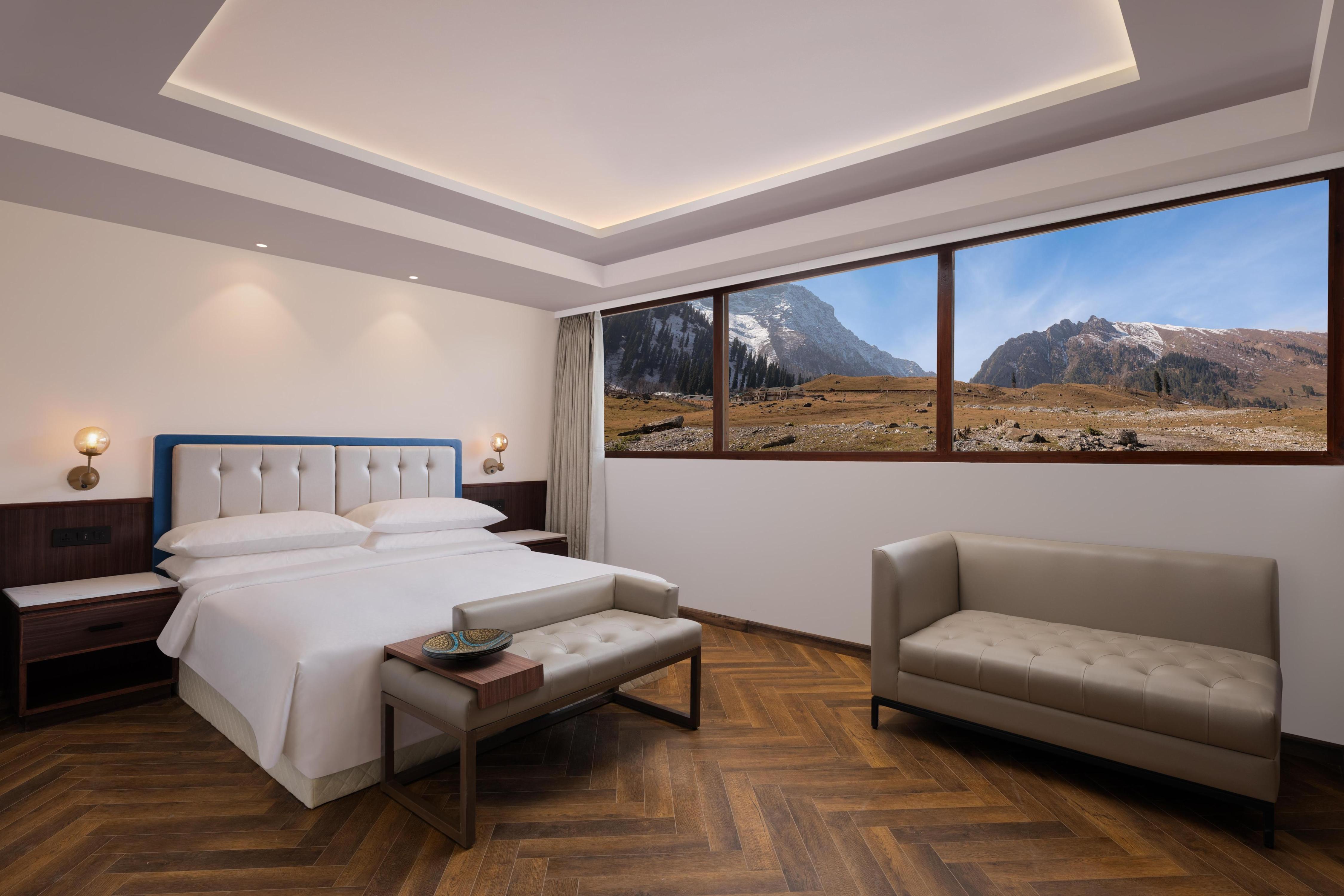 Four Points by Sheraton Sonamarg Resort - Tap to explore photos