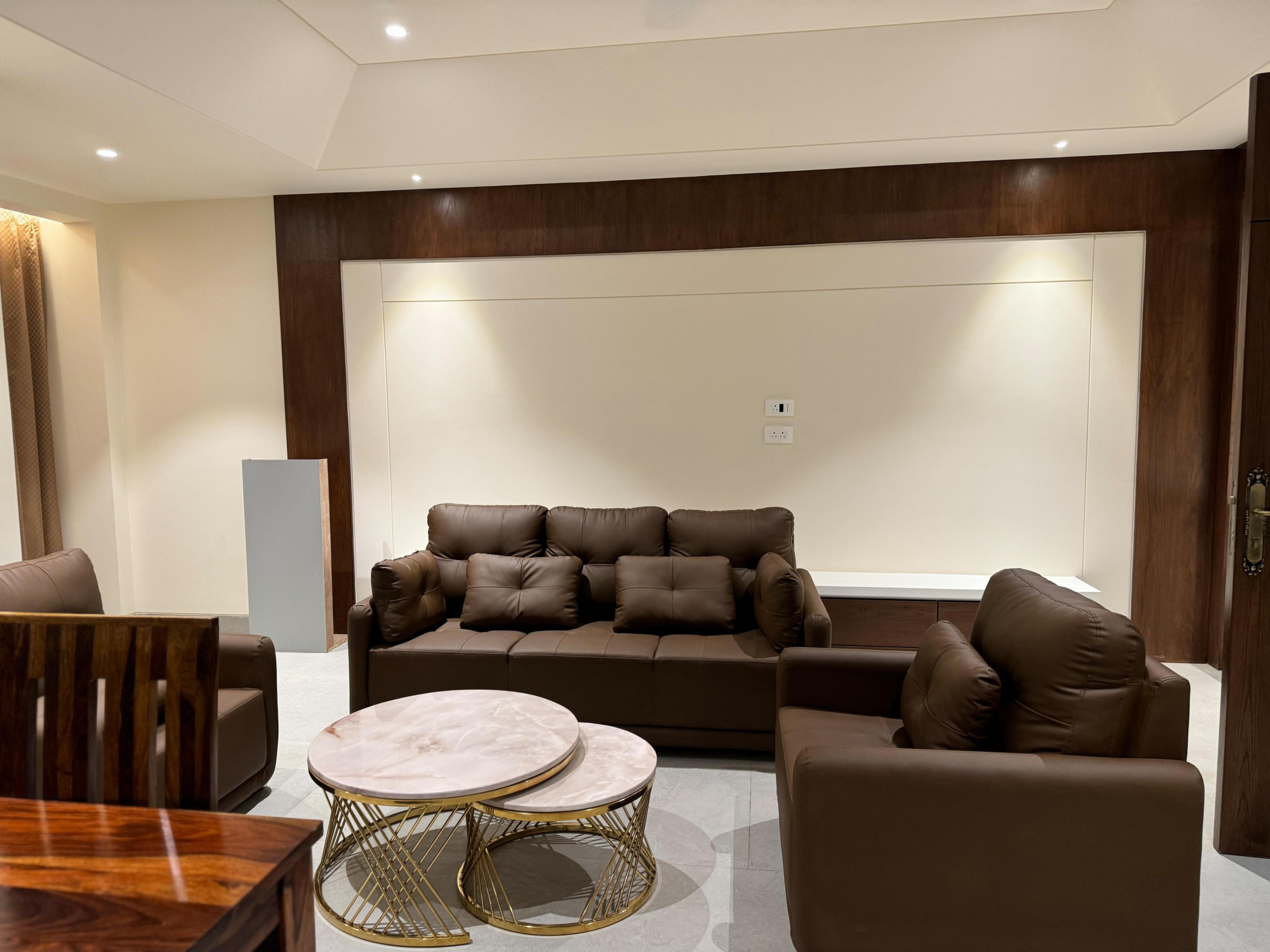 The Midtown Luxury apartments - Tap to explore photos