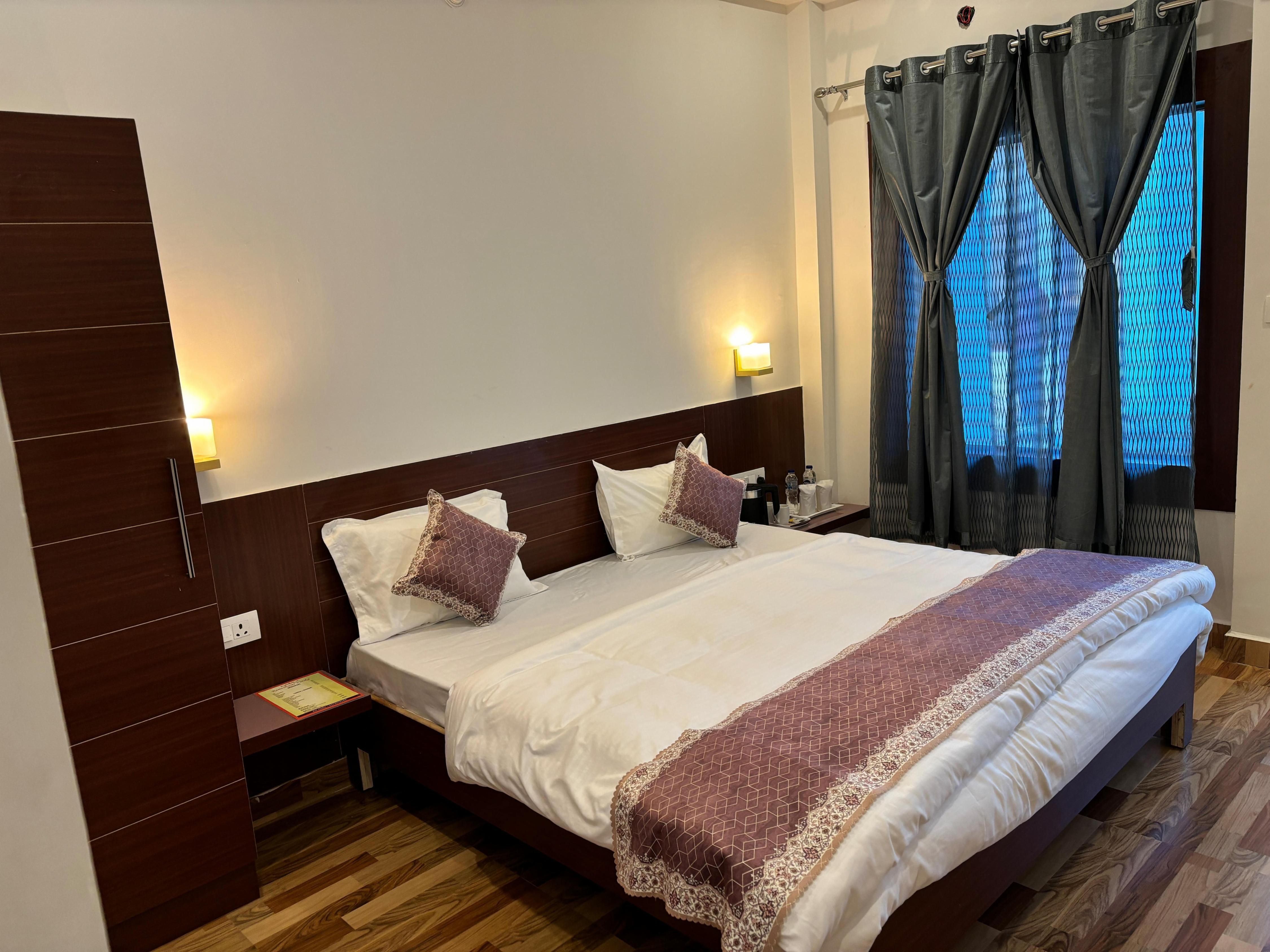 Rameshwar Vatika Room Type - Super deluxe ac 1