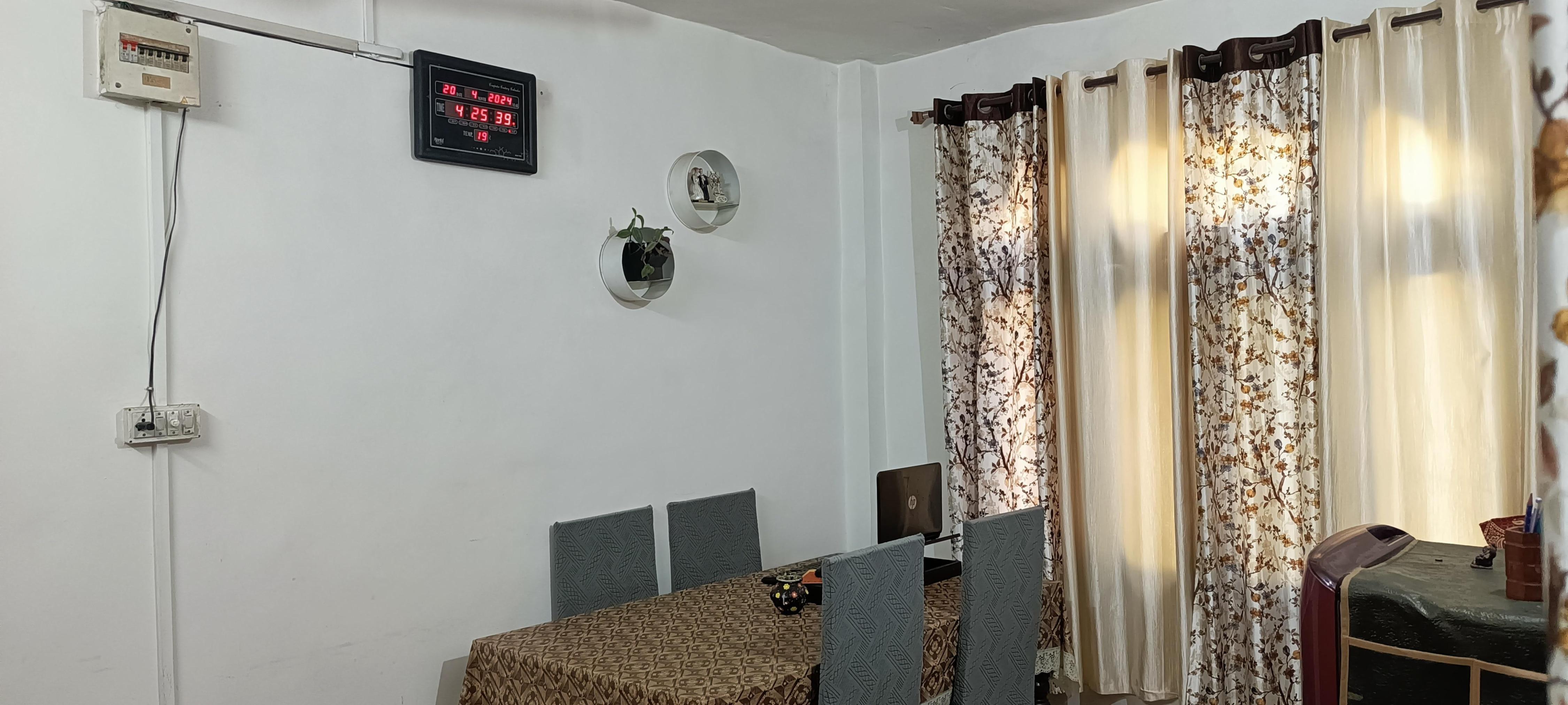 Suri Apartment Dalhousie - Tap to explore photos