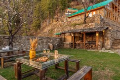 ELIVAAS Everly Luxury 1BHK Entire Home in Narkanda