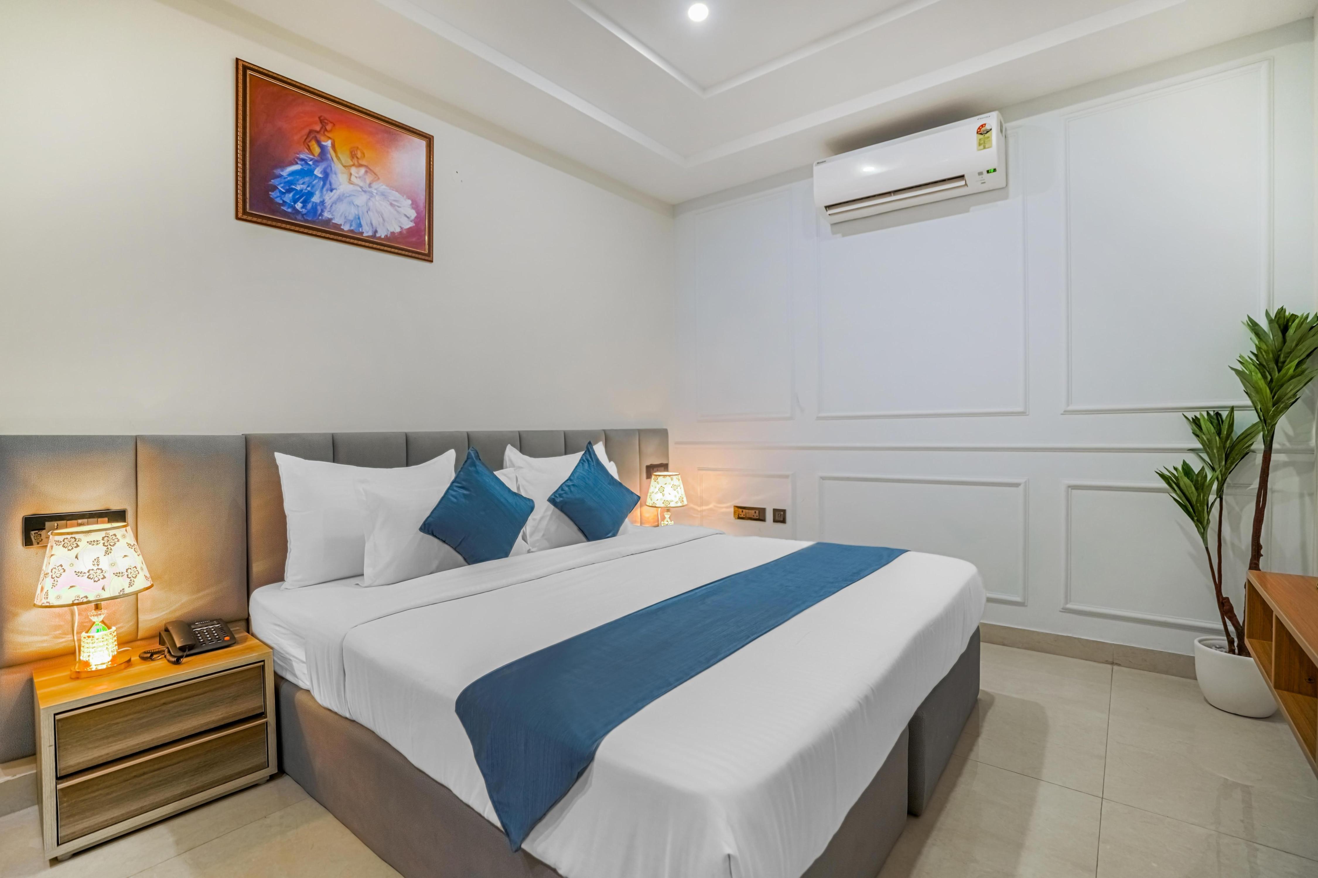 HOTEL SKY VIEW - Tap to explore photos