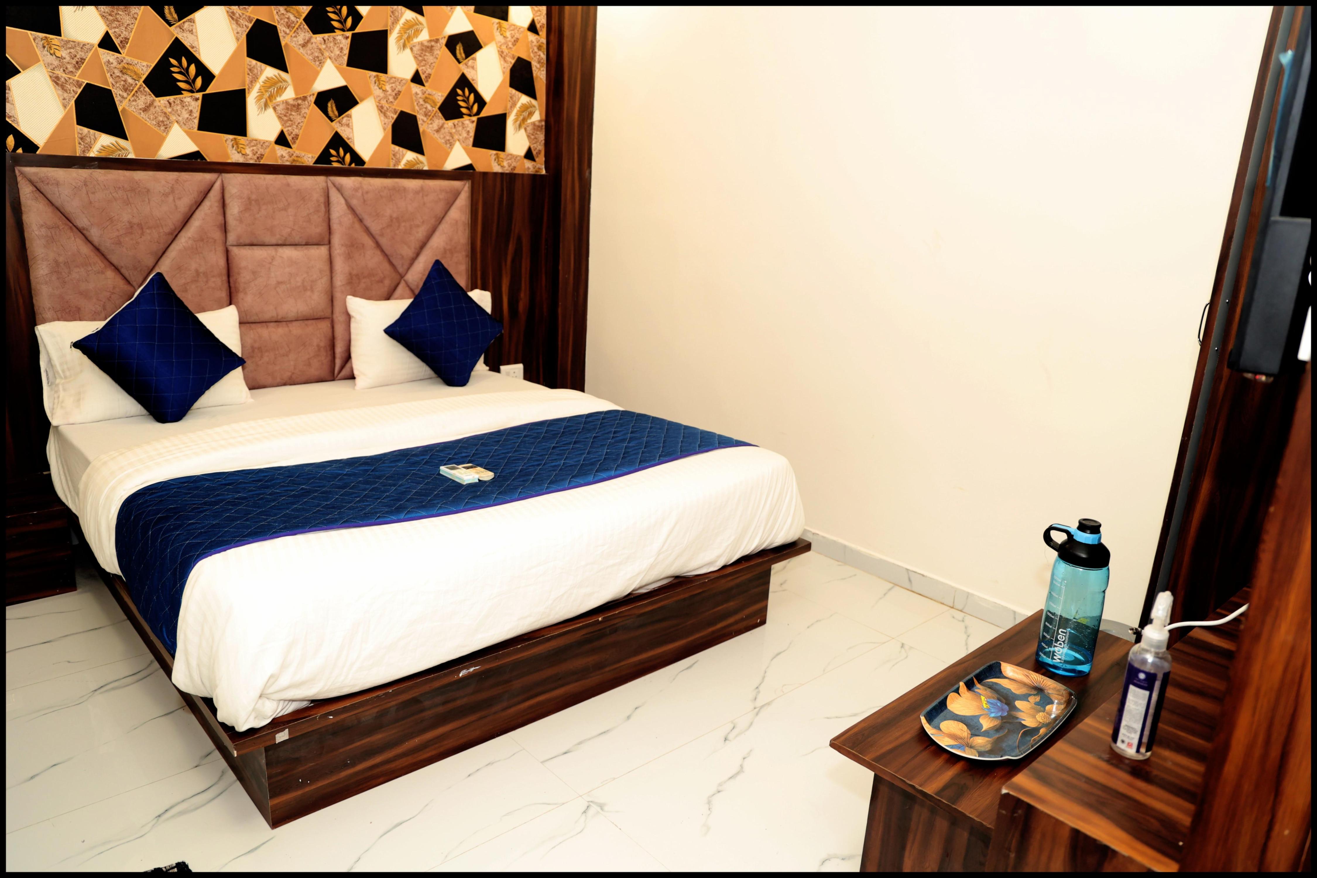 Hotel Nest pride Room Type - Deluxe Room