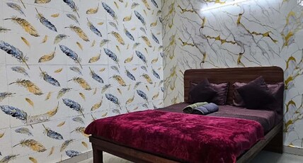 Poonam Grand Room Type - Super Deluxe Room