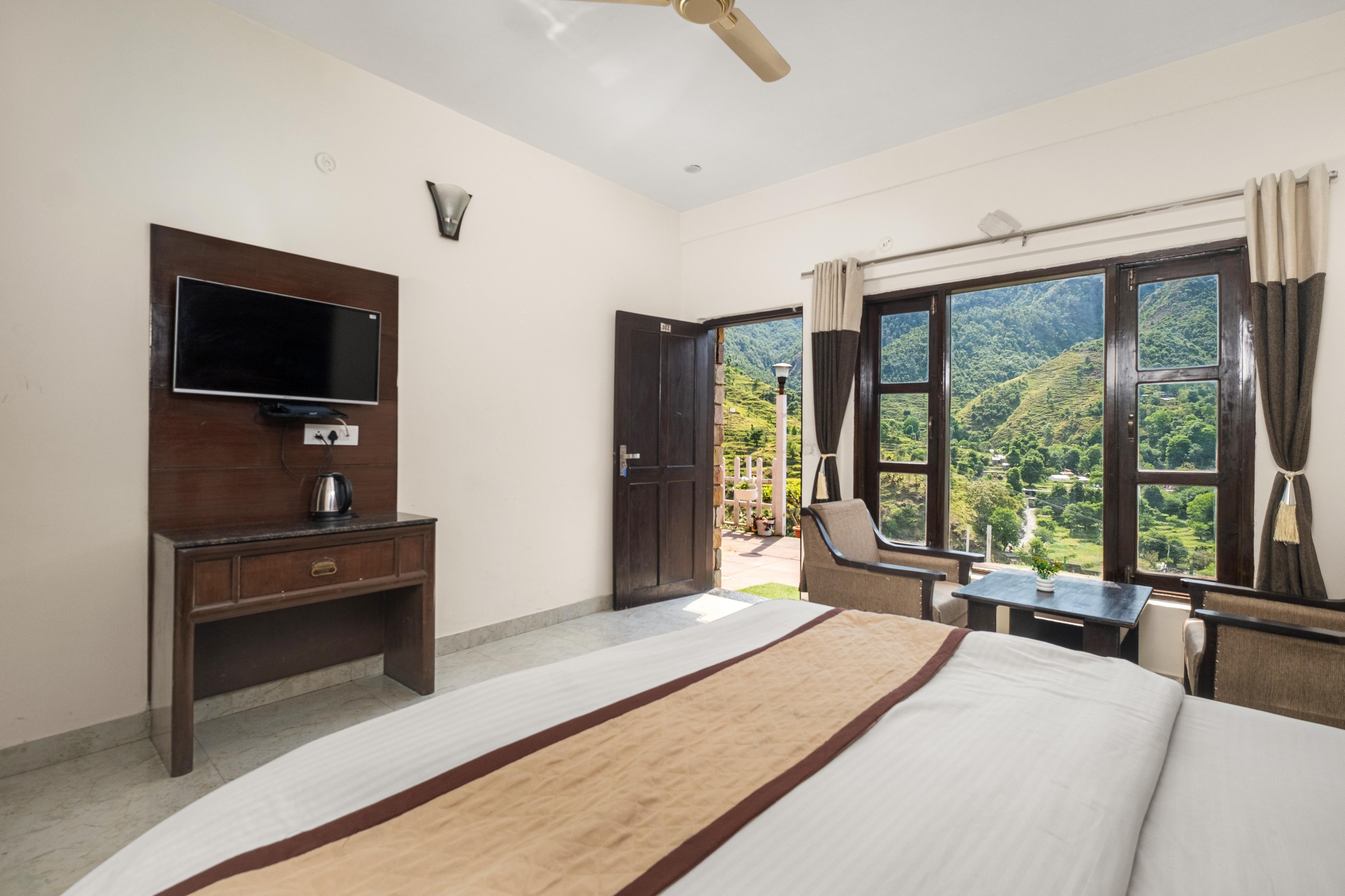 Hotel Sun Village By The Palm Aryan Room Type - Deluxe Room With Garden View