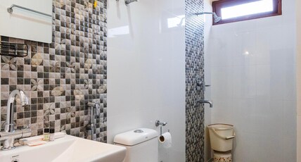 DIP Palace Gangtok Room Type - Super Deluxe Hill view