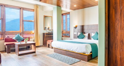 DIP Palace Gangtok Room Type - Family hill view room