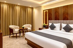 The Vanson Pride - Premier Stay & luxury Restaurant