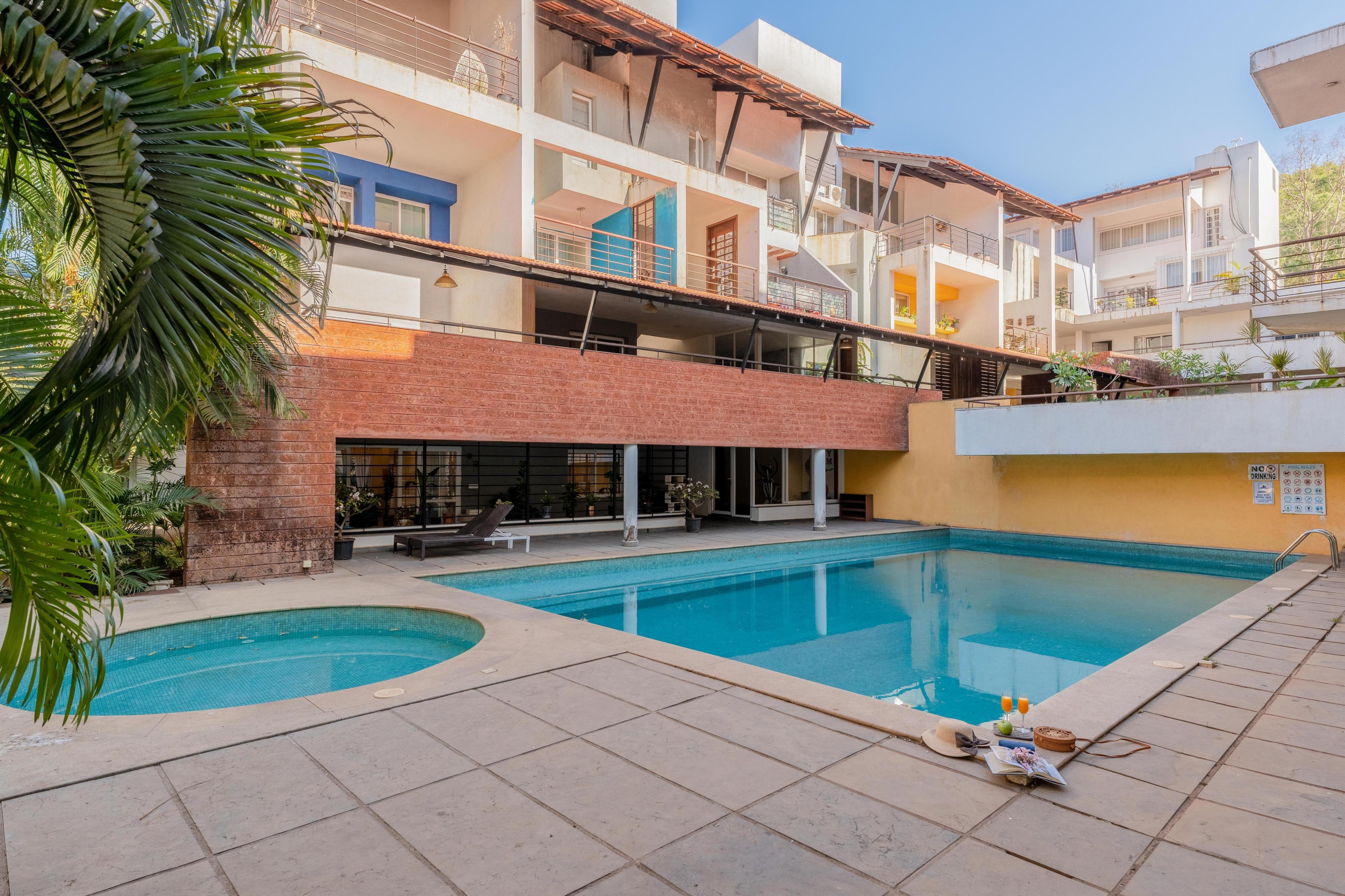 Luxury 2 bedroom serviced apartment near Candolim - Tap to explore photos