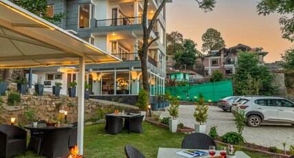 Alaya Stays 2 BHK with Garden & Hill View | Livelife Room Type - Alaya Stays 2 BHK with Garden & Hill View | Livelife