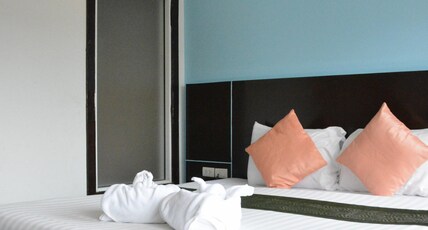 Zephyr Grand Hotel Room Type - Deluxe Room with Bathtub