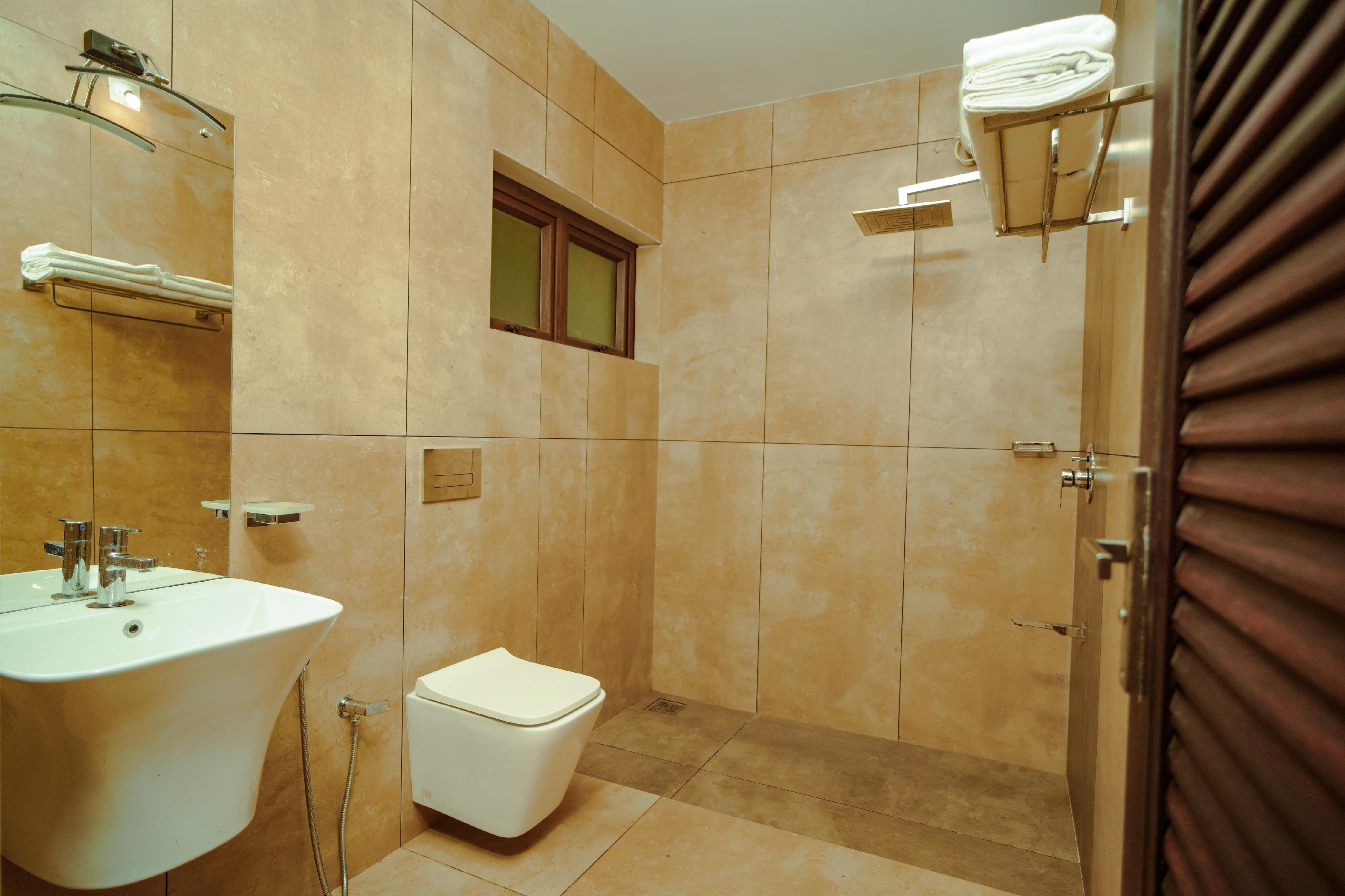 Nila Paithal - Tap to explore photos