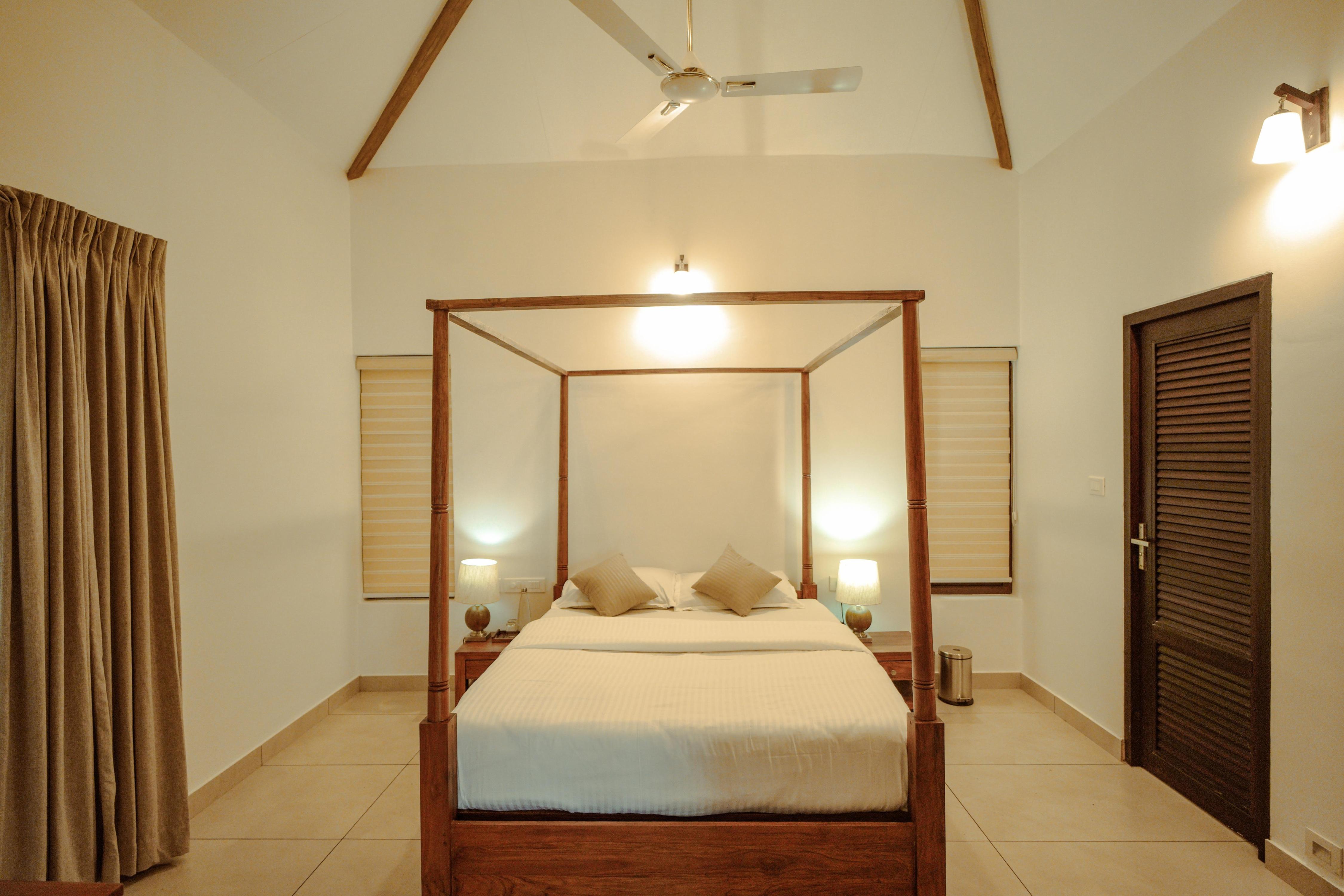 Nila Paithal - Tap to explore photos