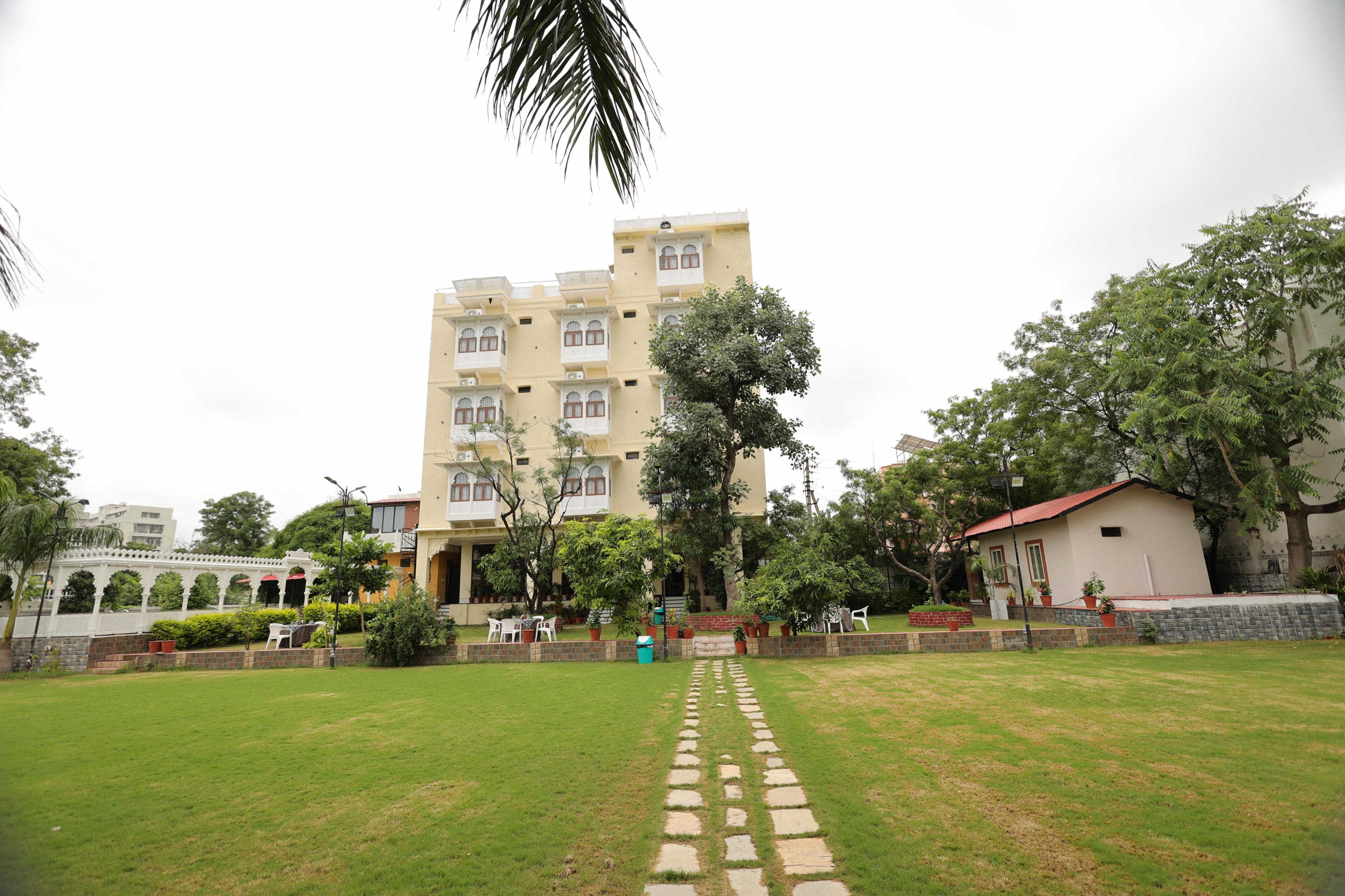 Manas Resort By Rudrakhshi