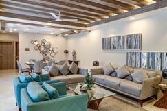 Arlington Manor by The Rentalgram | 7BHK Luxury Private Pool Villa | Pet-friendly Villa