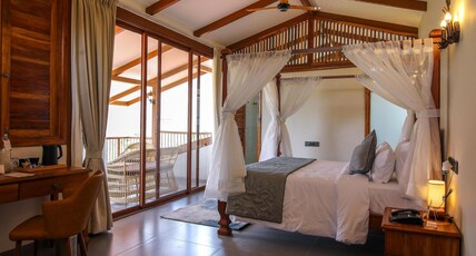 Toyam by Orchid Hotels Room Type - Akash(Panoramic Suite)
