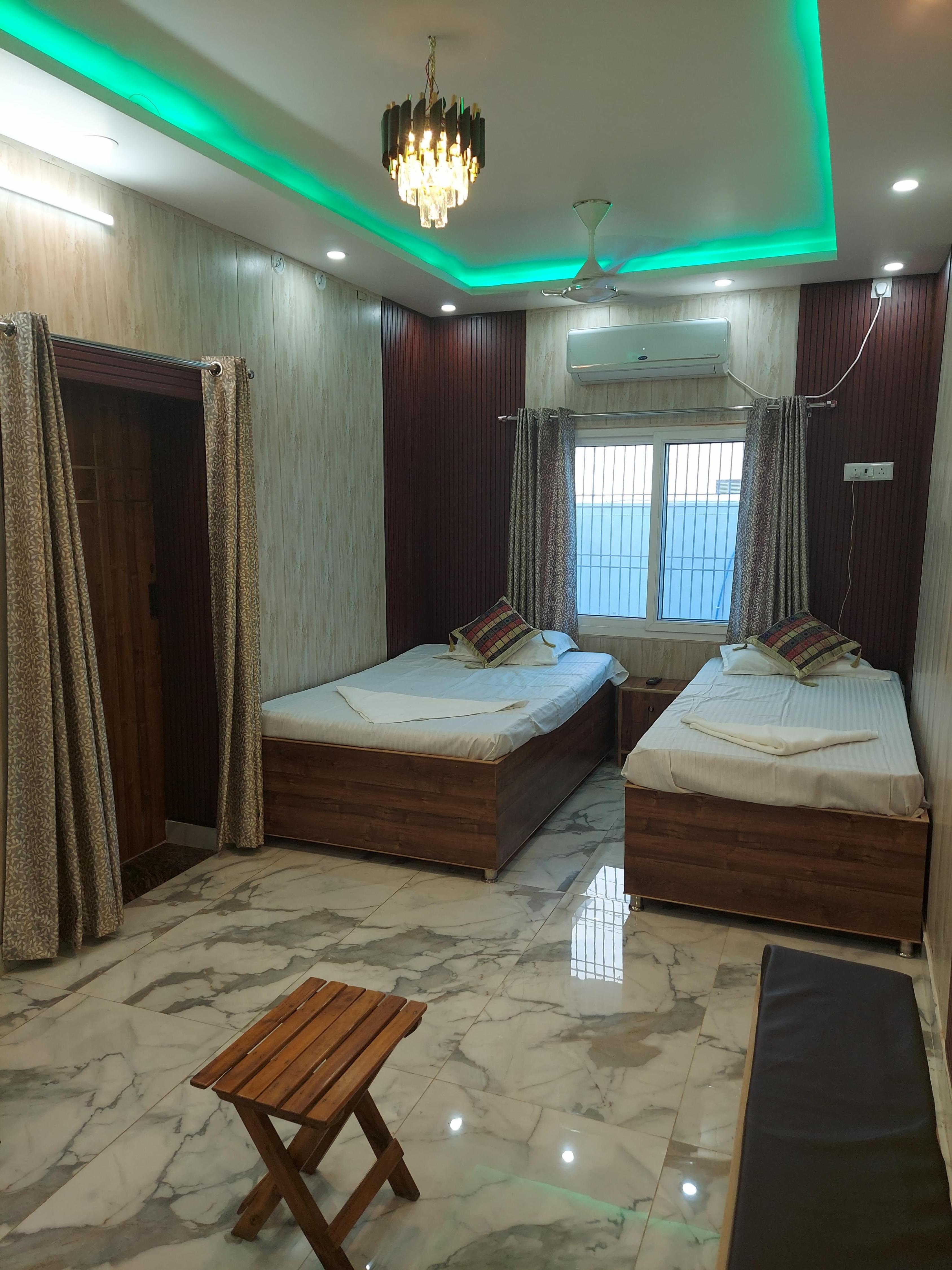Shivay inn Room Type - Bedroom 1