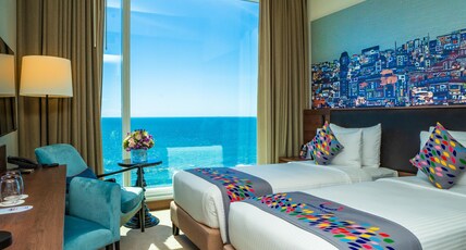 Sofia Colombo City Hotel Room Type - Deluxe Twin Room with Sea View