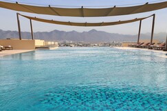 Movenpick Hotel And Hotel Apartments Ghala Muscat