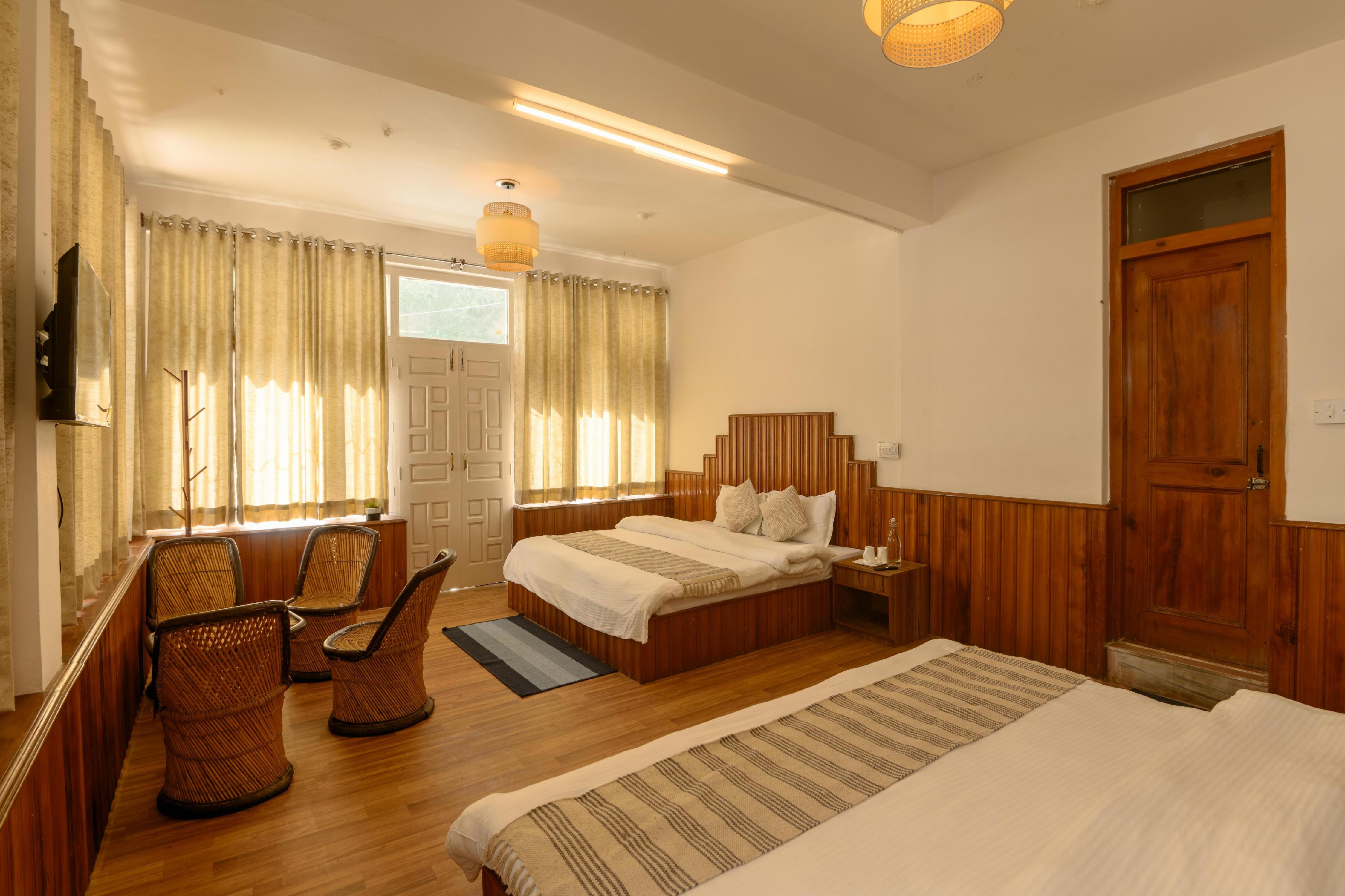 Drifters Inn by The Hidden Tribe Room Type - Deluxe Quadruple Room