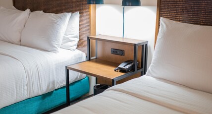 Soma House San Francisco Room Type - Deluxe Double Queen Room