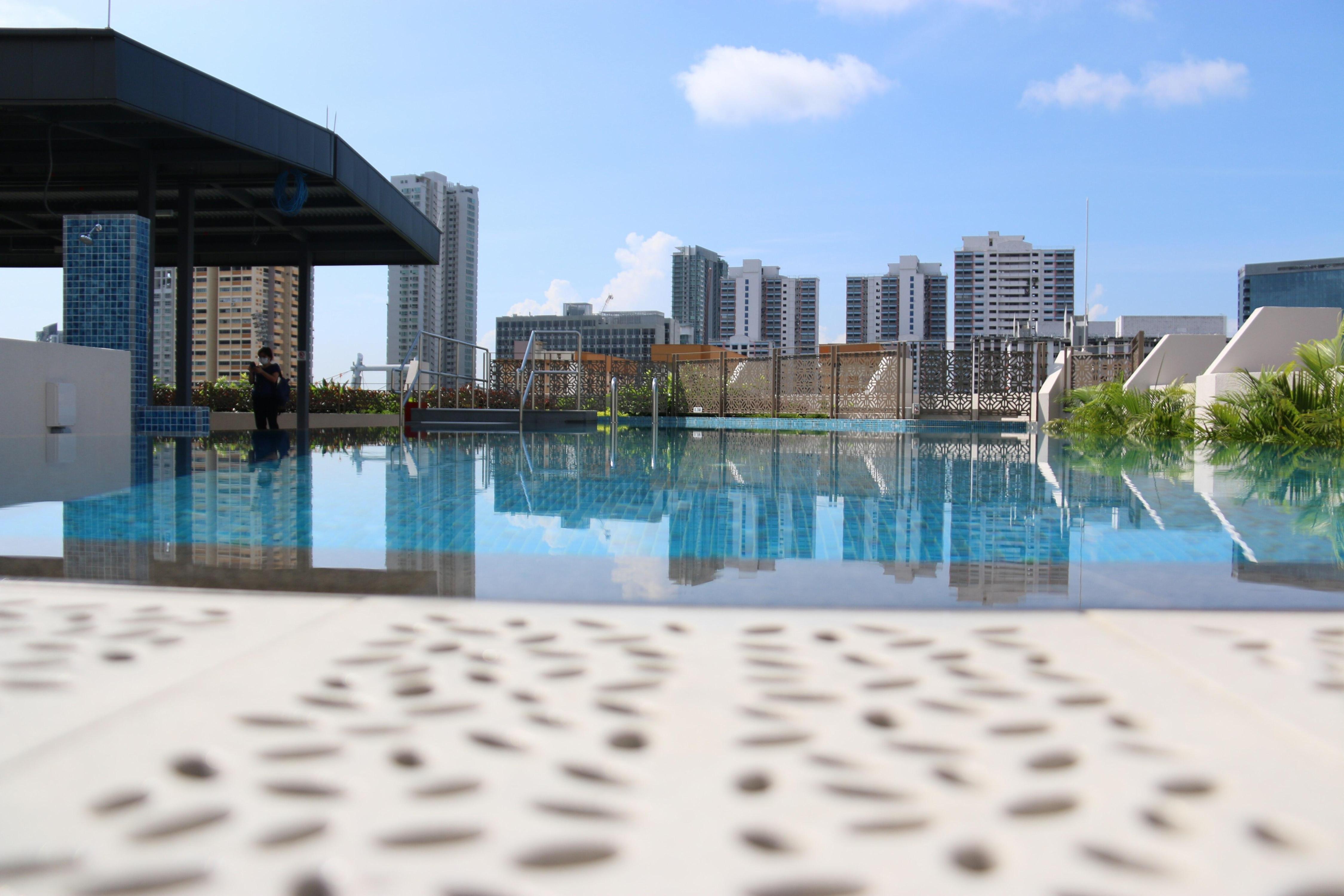 Aqueen Prestige Hotel Jalan Besar - Tap to explore photos