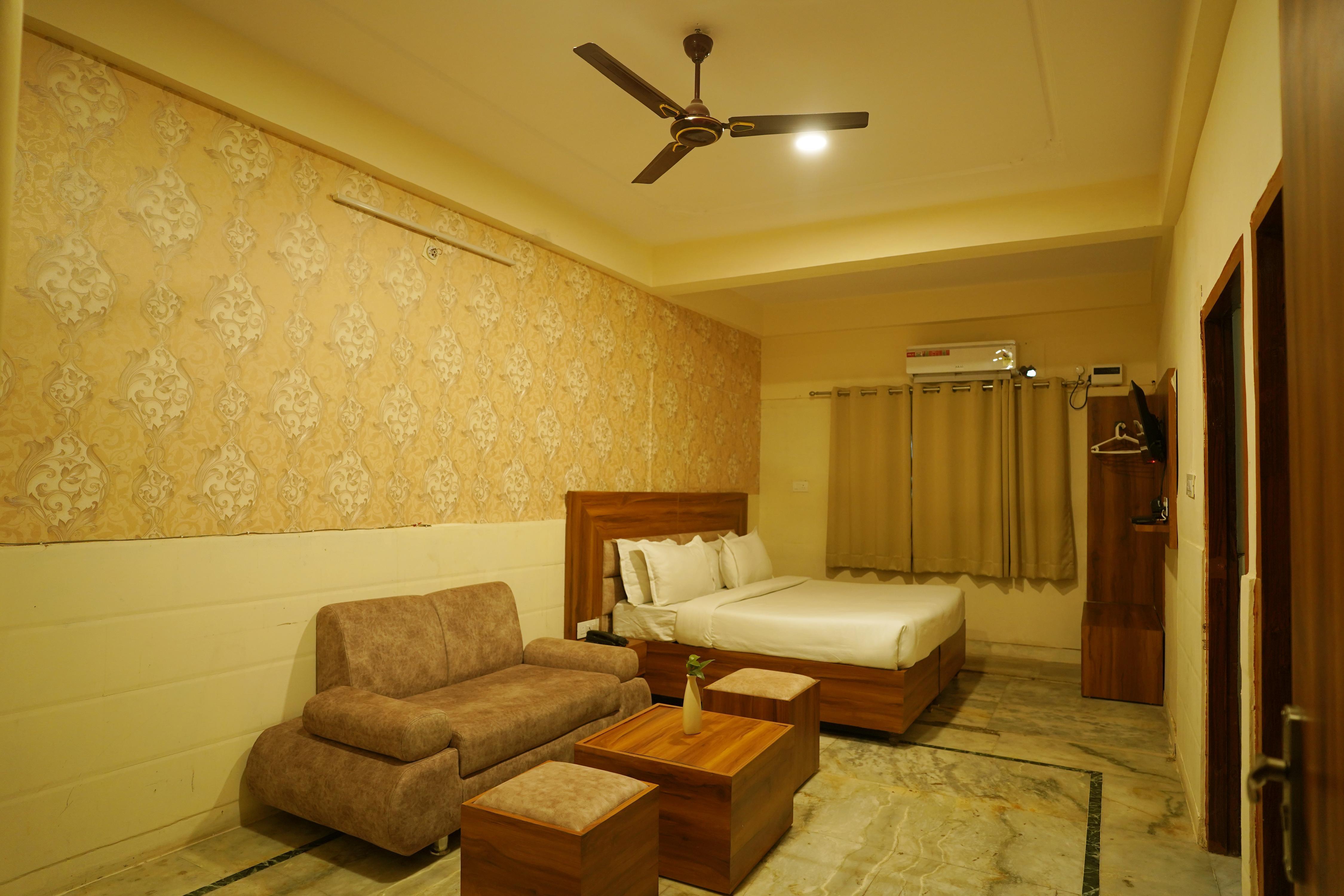 Avisha Ganga Retreat - Near Har Ki Pauri Room Type - Family Comfort Suite Avisha Ganga Retreat - Near Har Ki Pauri Room Type - Family Comfort Suite