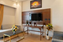 Luxury Grand Mansion:YourHomelystudio