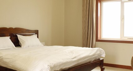 Farm Aavjo - A Conscious Stay Room Type - Jal with calming blues