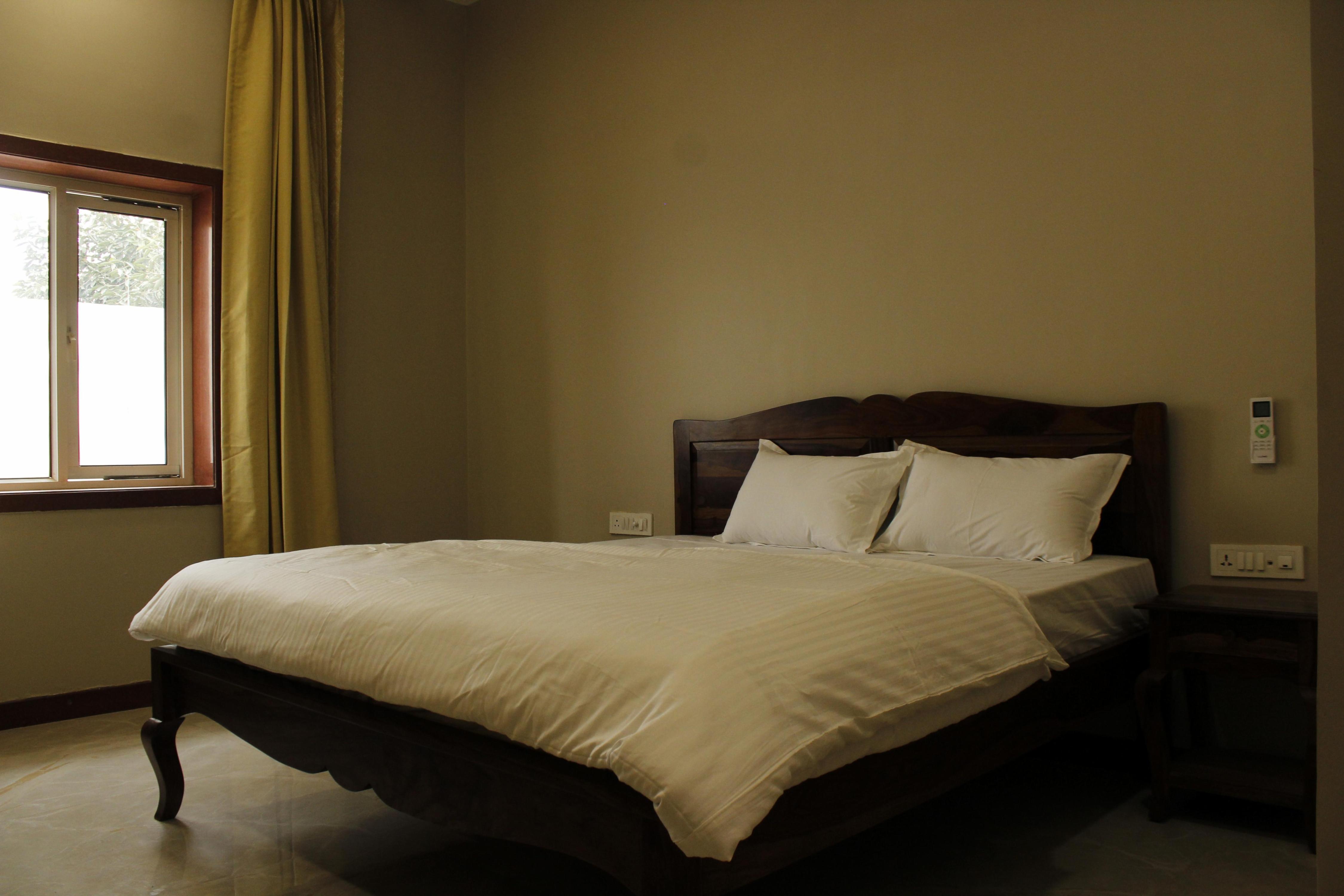 Farm Aavjo - A Conscious Stay Room Type - Vaayu with semi-mountain view