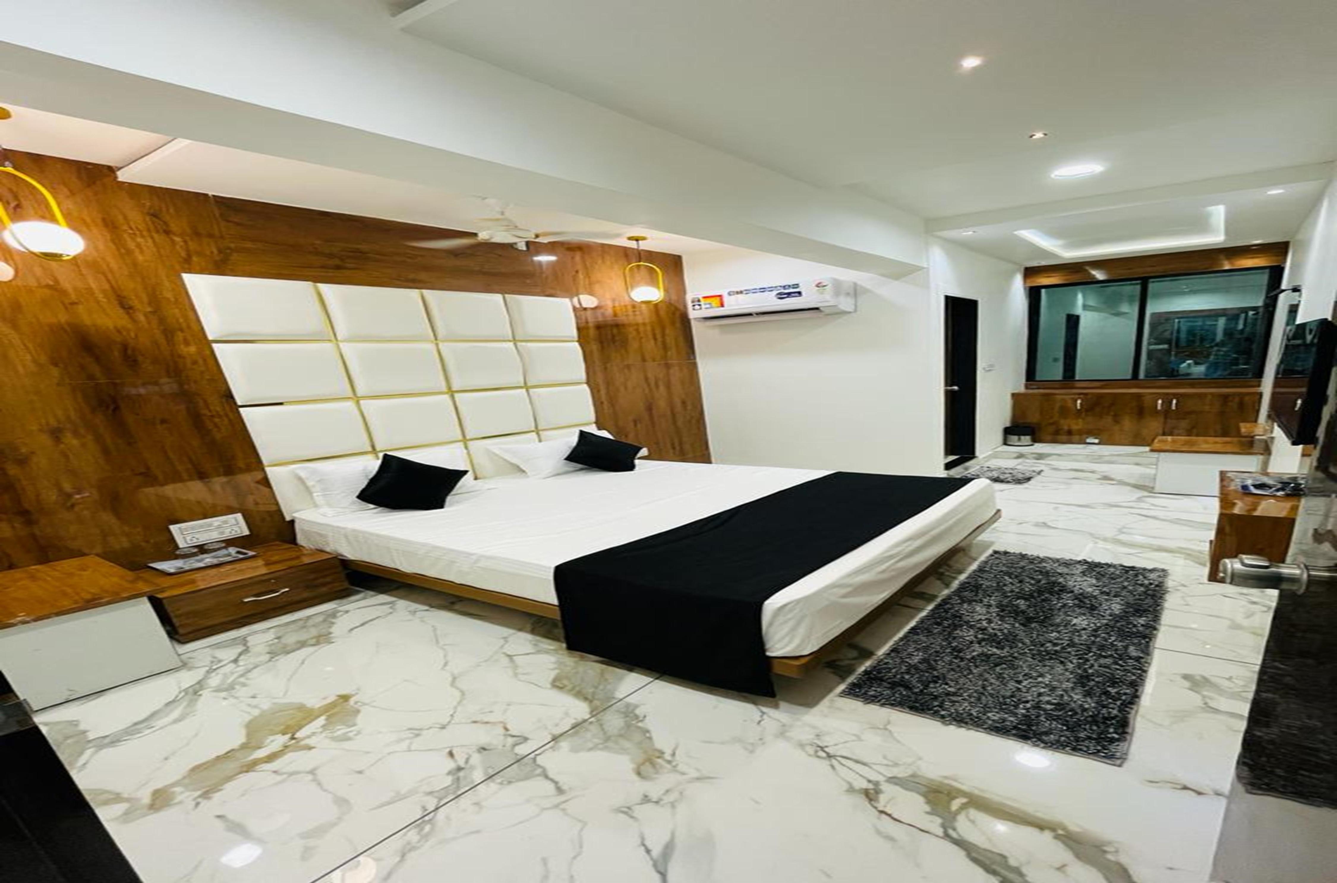 Hotel German - Tap to explore photos