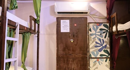 Frazyone Hostel Room Type - 12 seater Mixed Dormitory