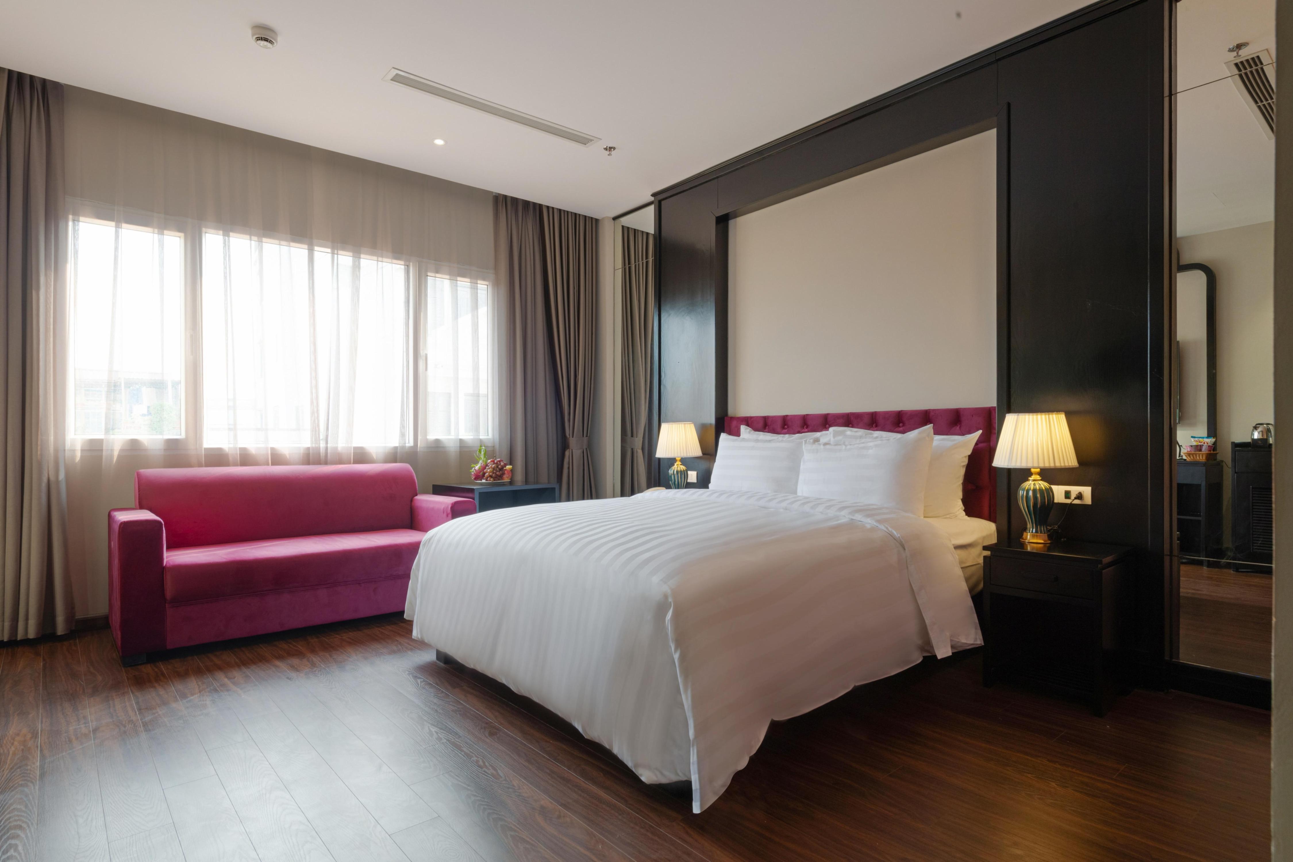 Palago Boutique Hotel Room Type - Signature Double Room City View with Bathtub Palago Boutique Hotel Room Type - Signature Double Room City View with Bathtub