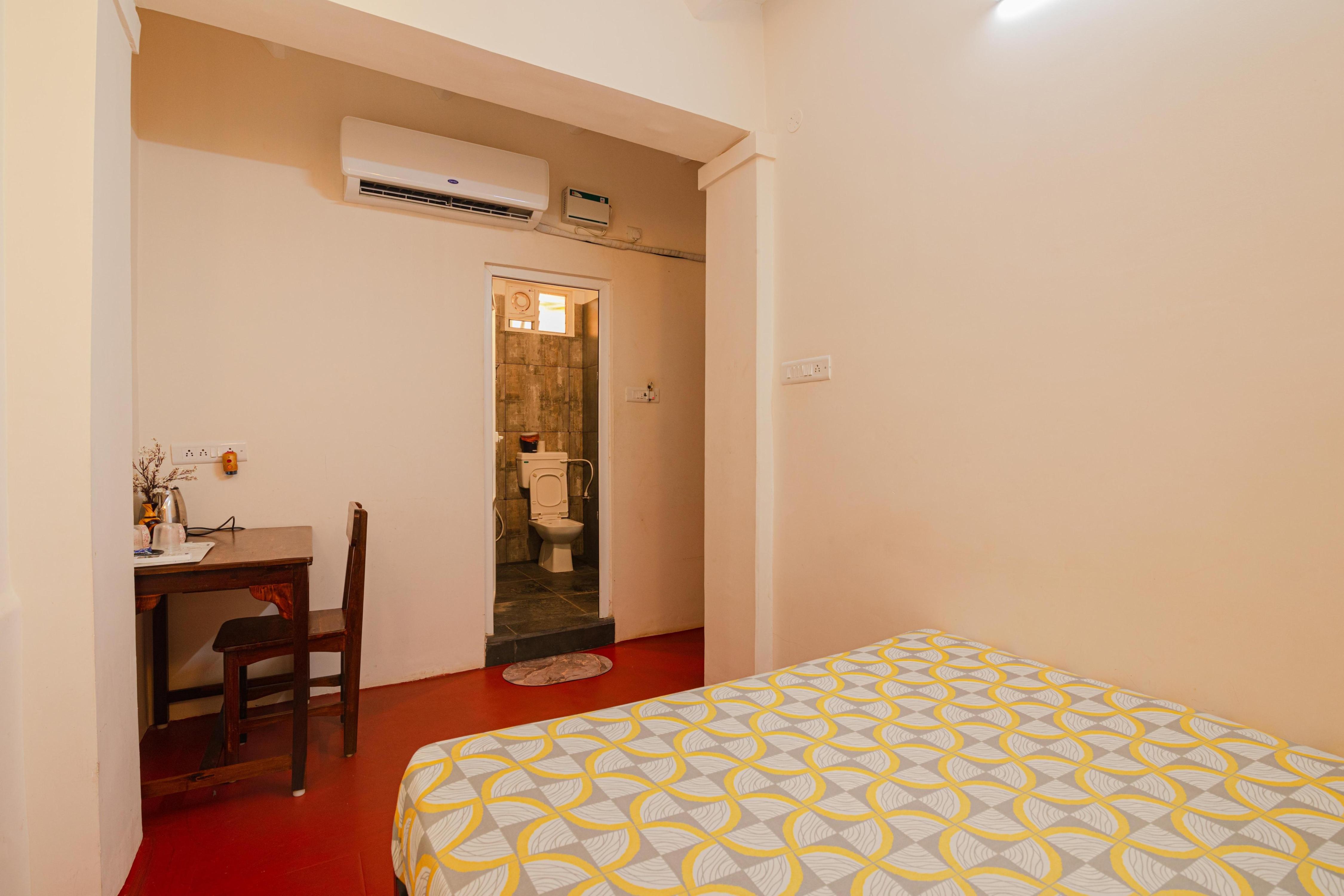 Parambara - Tap to explore photos