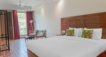 Dilli House by Alaya Stays, Kasauli Room Type - Dilli Villa Punch 1 Hilltop Suite