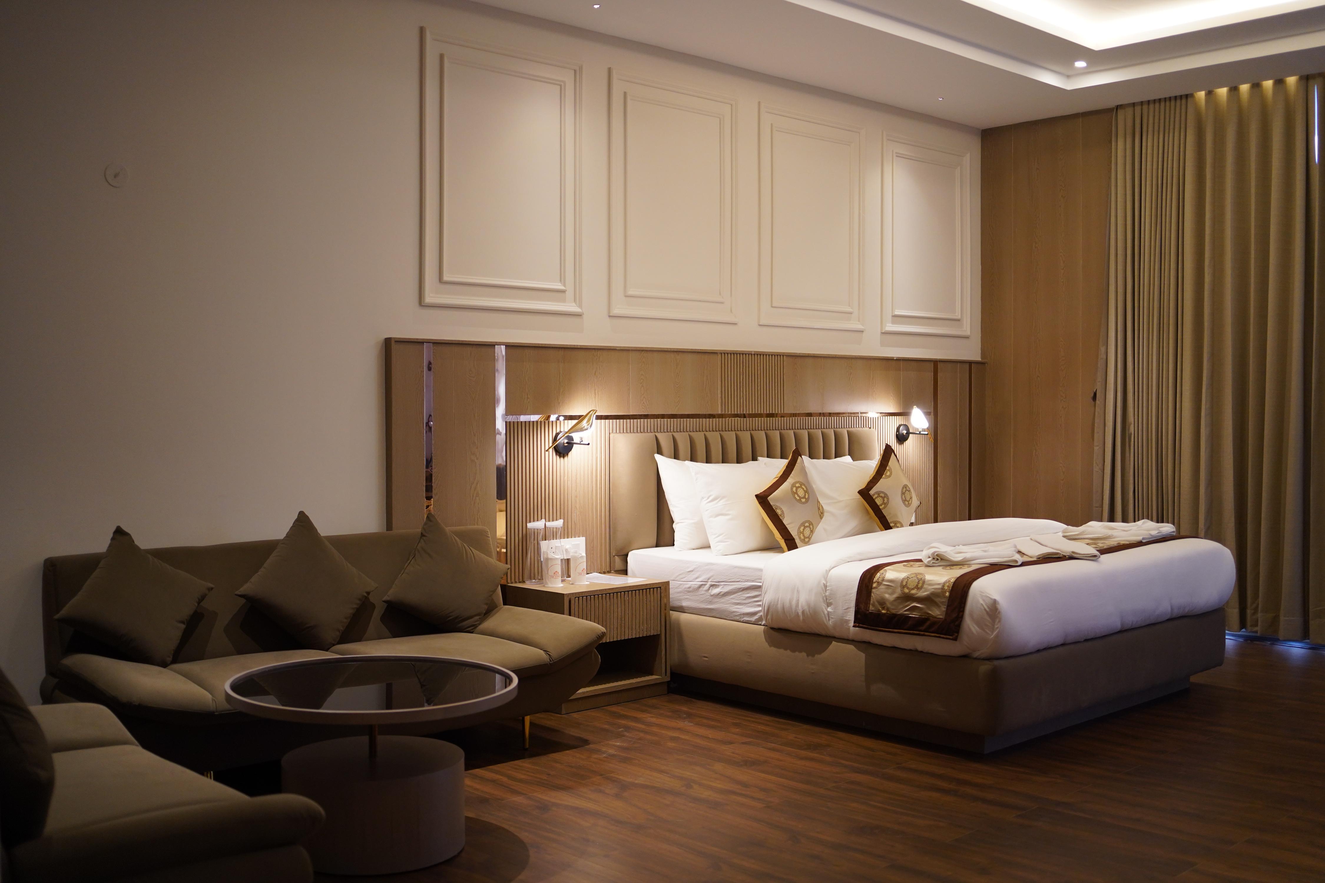 The Atrium (M. G. Marg)