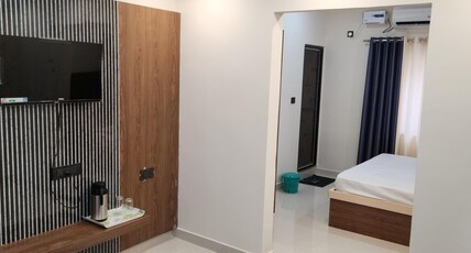 Hotel Bhagirath Palace Room Type - suite room