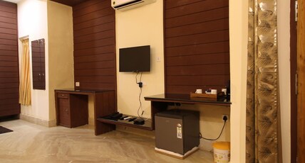 Mridu Kishore Resort Room Type - Super Deluxe AC Cottage
