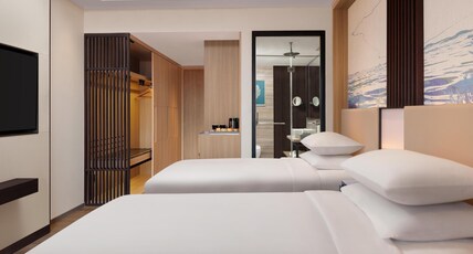 Courtyard by Marriott Colva Room Type - Deluxe Room Queen Bed