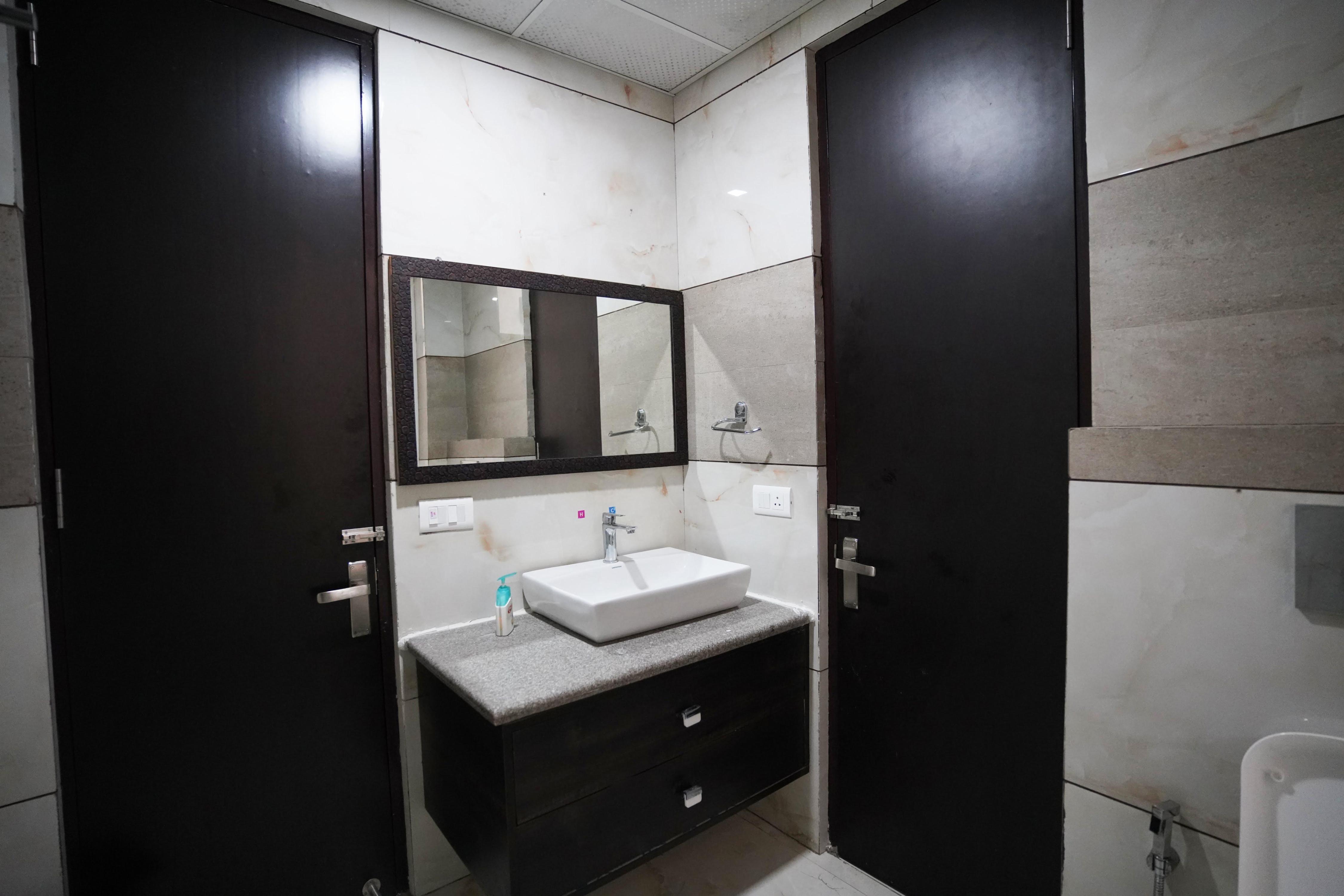 Mansavi Villa HomeStay - Tap to explore photos