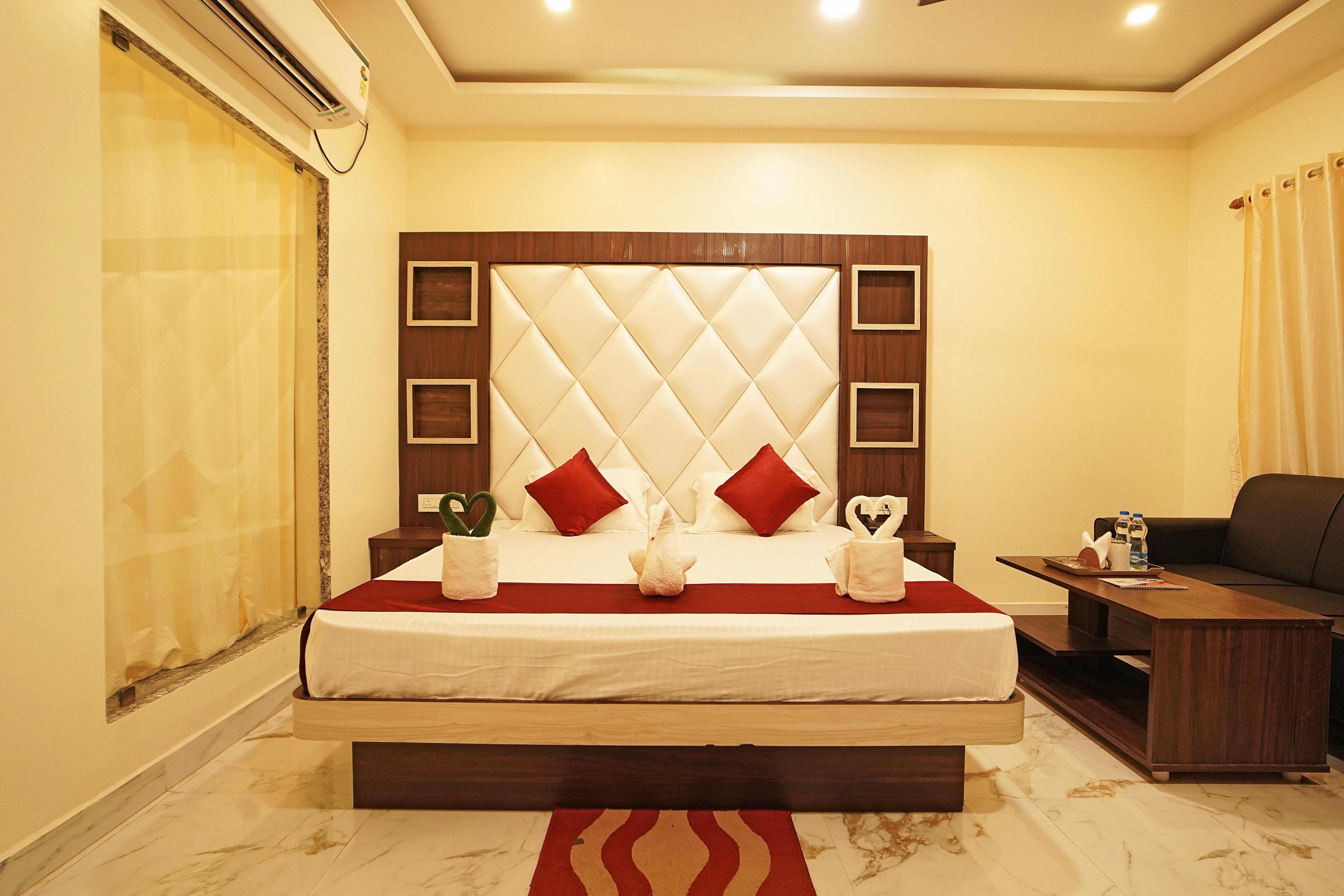 New Annapurna Plaza Room Type - Deluxe Double Room with Sea View