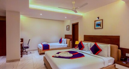 Zip By Spree Hotels Ilkal Room Type - Family Room