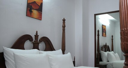 Prem Niwas a 300-year-old Boutique Haveli Room Type - Queen Room Prem Niwas a 300-year-old Boutique Haveli Room Type - Queen Room