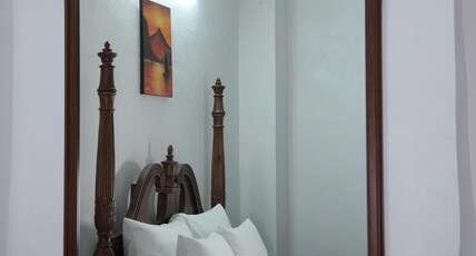 Prem Niwas a 300-year-old Boutique Haveli Room Type - Queen Room