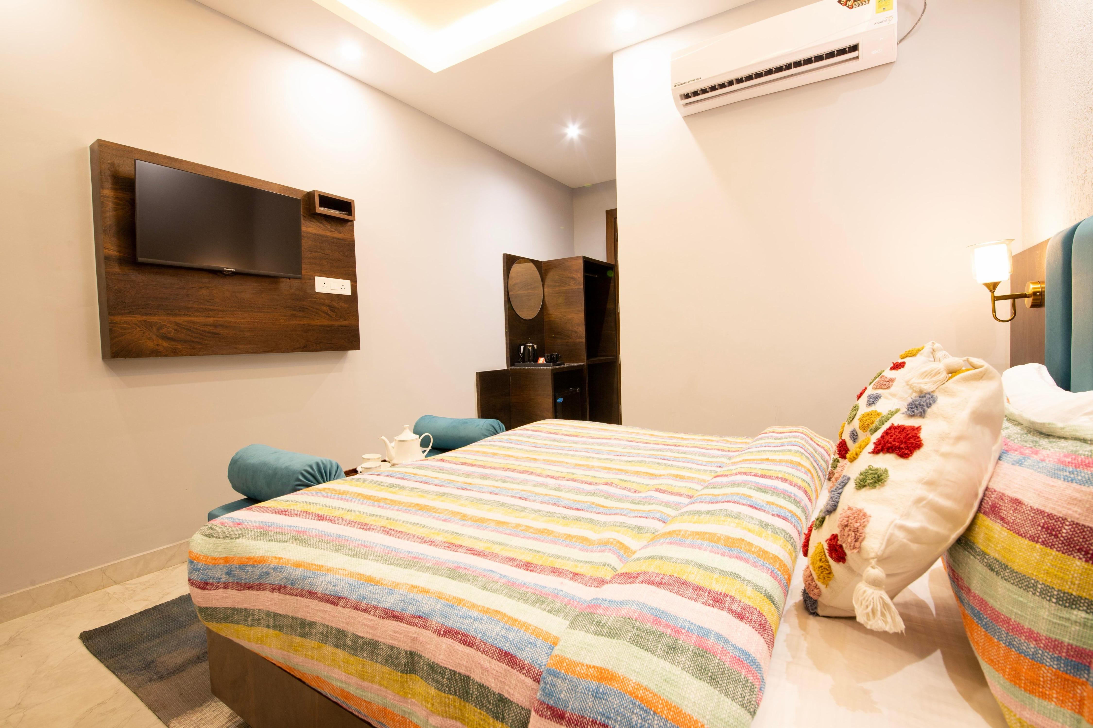 Perfectstayz Premium Laxmi Heritage - Tap to explore photos
