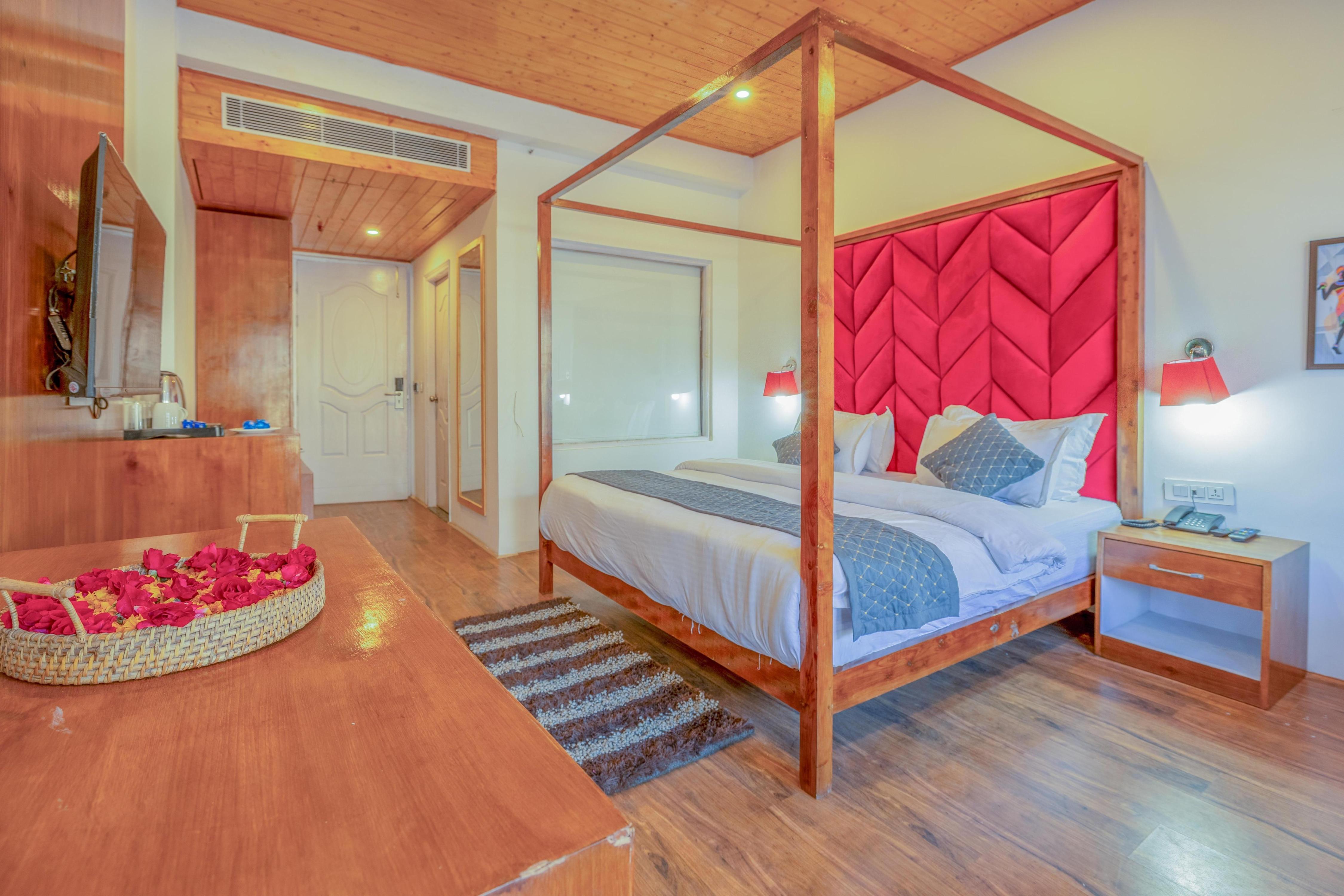 Hyacinth Room Type - Super Deluxe Valley View