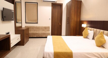 Shri Haridas kunj Room Type - EXECUTIVE ROOMS