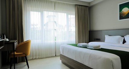 Mount Land Room Type - Premium Room Non A C