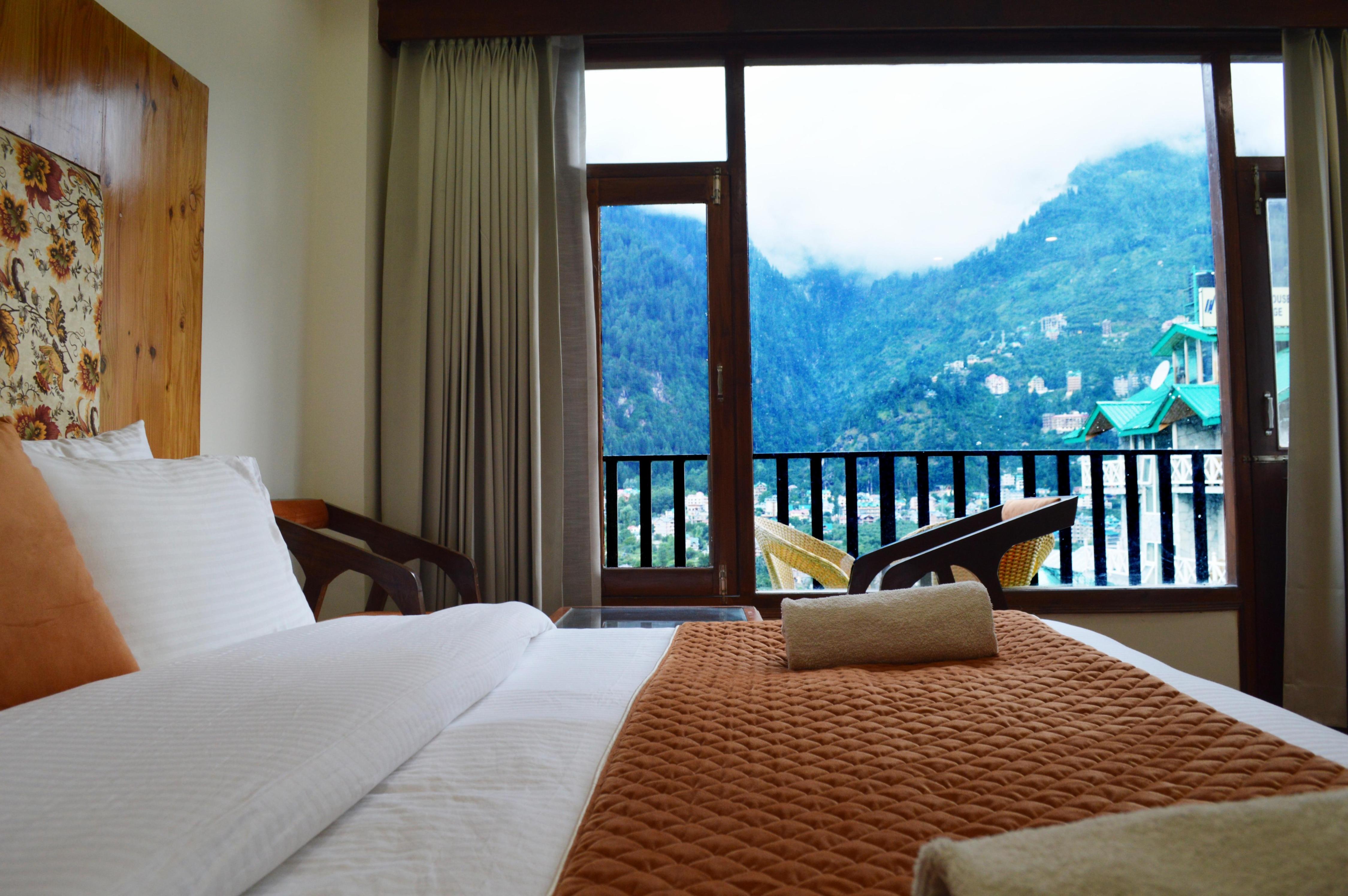 Sharanam by Sheosante Room Type - Luxury Room With Balcony